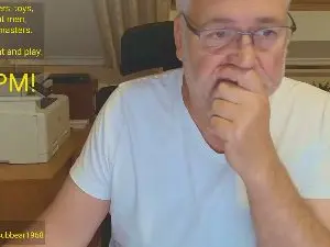 Cam4 Live Sex of subbear1968