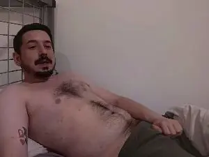 Cam4 Free Live Porn of GutsXbsk