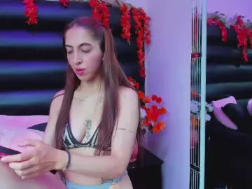 Cam4 Free Live Porn of Sophia_Greey