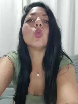 Cam4 Sex Cam of bella_milf1