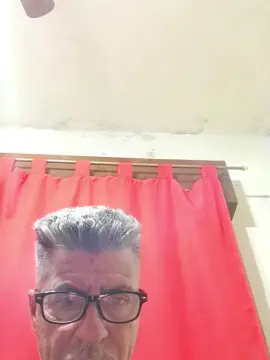 Cam4 Sex Cam of isakito23hot