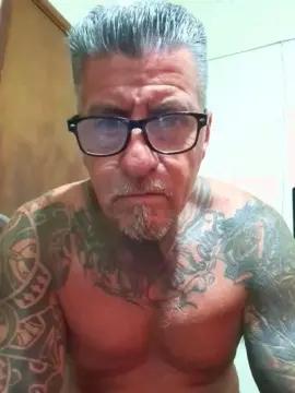 Cam4 Live Porn of isakito23hot