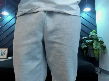 Cam4 Free Porn Cam of marco_garciia_