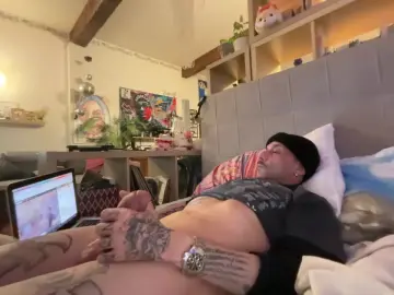 Cam4 Live Porn of Bolohot76