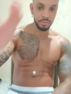 Cam4 Live Porn of Divino198936