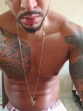 Cam4 Free Porn Cam of Divino198936