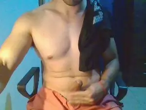 Cam4 Live Sex of martinsanti19