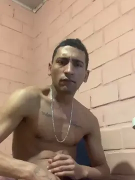 Cam4 Sex Cam of brunootz