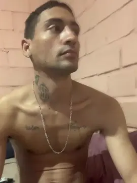 Cam4 Private Sex Chat of brunootz