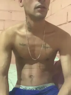 Cam4 Private Sex Chat of brunootz