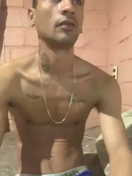 Cam4 Nude Webcam of brunootz