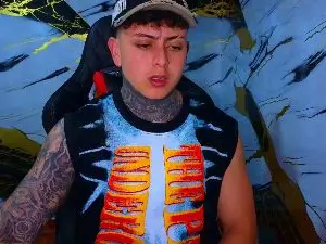 Cam4 Sex Chat of Kevin_Sanchez