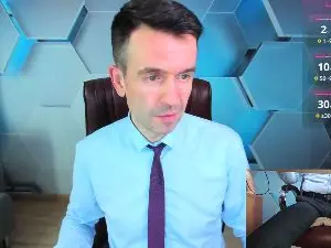 Cam4 Live Porn of HenryGarret