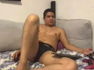 Cam4 Free Porn Cam of yayo_33