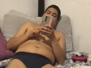 Cam4 Nude Webcam of yayo_33