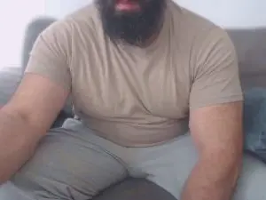 Cam4 Live Sex of Hugehairymacho