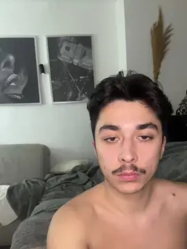 Cam4 Free Live Porn of pablo2762