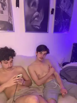 Cam4 Free Live Porn of pablo2762