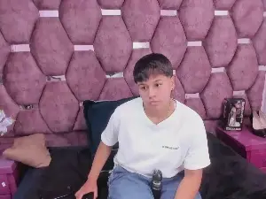 Cam4 Private Sex Chat of Blair_Garcia