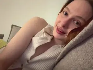 Cam4 Live Sex of ChiekoSantone