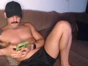 Cam4 Adult Webcams of GATOXXLBR