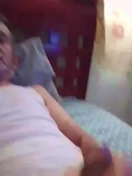 Cam4 Live Sex of elver272