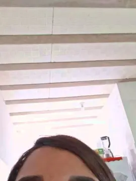 Cam4 Free Live Porn of Mariihotangel