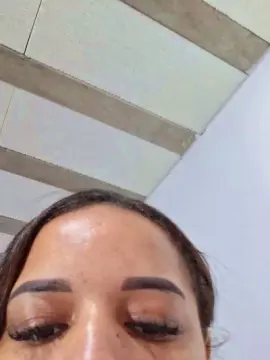 Cam4 Free Live Porn of Mariihotangel