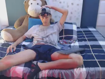 Cam4 Live Sex of ALENDERS