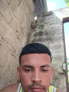 Cam4 Live Sex of Max_hardPig