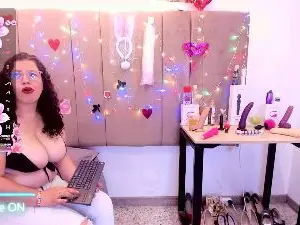 Cam4 Adult Webcam of Sammy_Mature