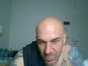 Cam4 Live Porn of ilciuciu20