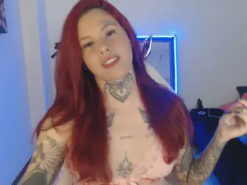 Cam4 Free Live Porn of Maddy_Vicius19