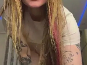 Cam4 Watch Live Sex Cams of EdwinaClose