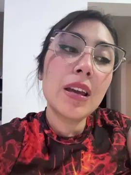 Cam4 Adult Video Chat of Momii28