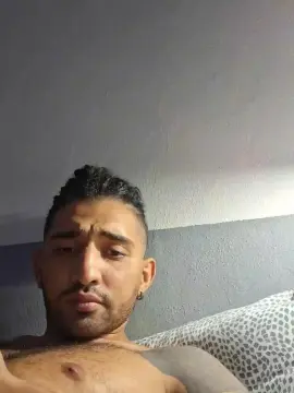 Cam4 Live Sex of Ylias99