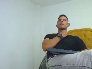 Cam4 Watch Live Sex Cams of Chris_Dick99