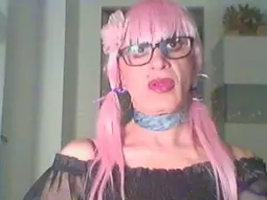 Cam4 Watch Live Sex Cams of sissydoll