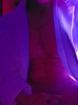 Cam4 Sex Cam of CruzCruz55