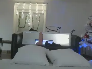 Cam4 Nude Webcam of mickredge