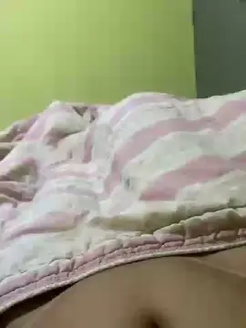 Cam4 Nude Webcam of LuannaS