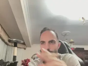 Cam4 Private Sex Chat of adrianpenelargo