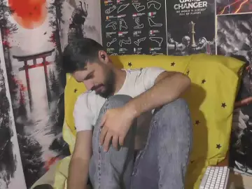 Cam4 Live Sex Cam of hornymaster93