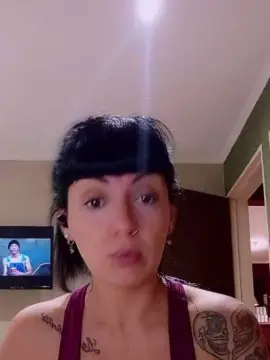 Cam4 Live Sex of Wildrousse
