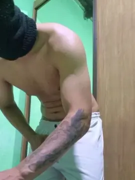 Cam4 Live Porn of guilher67