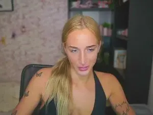 Cam4 Free Live Porn of Nicolette__Shea