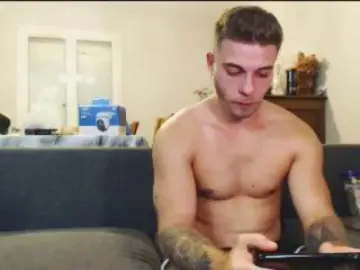 Cam4 Live Porn of Elka_fit28