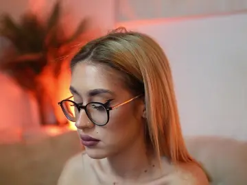 Cam4 Sex Cam of AileenKiss