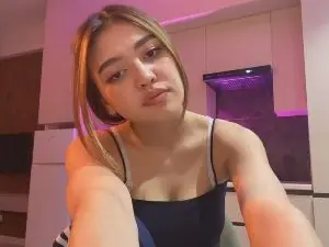 Cam4 Adult Video Chat of LoryGanoung