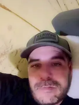 Cam4 Sex Cam of ronnieh3